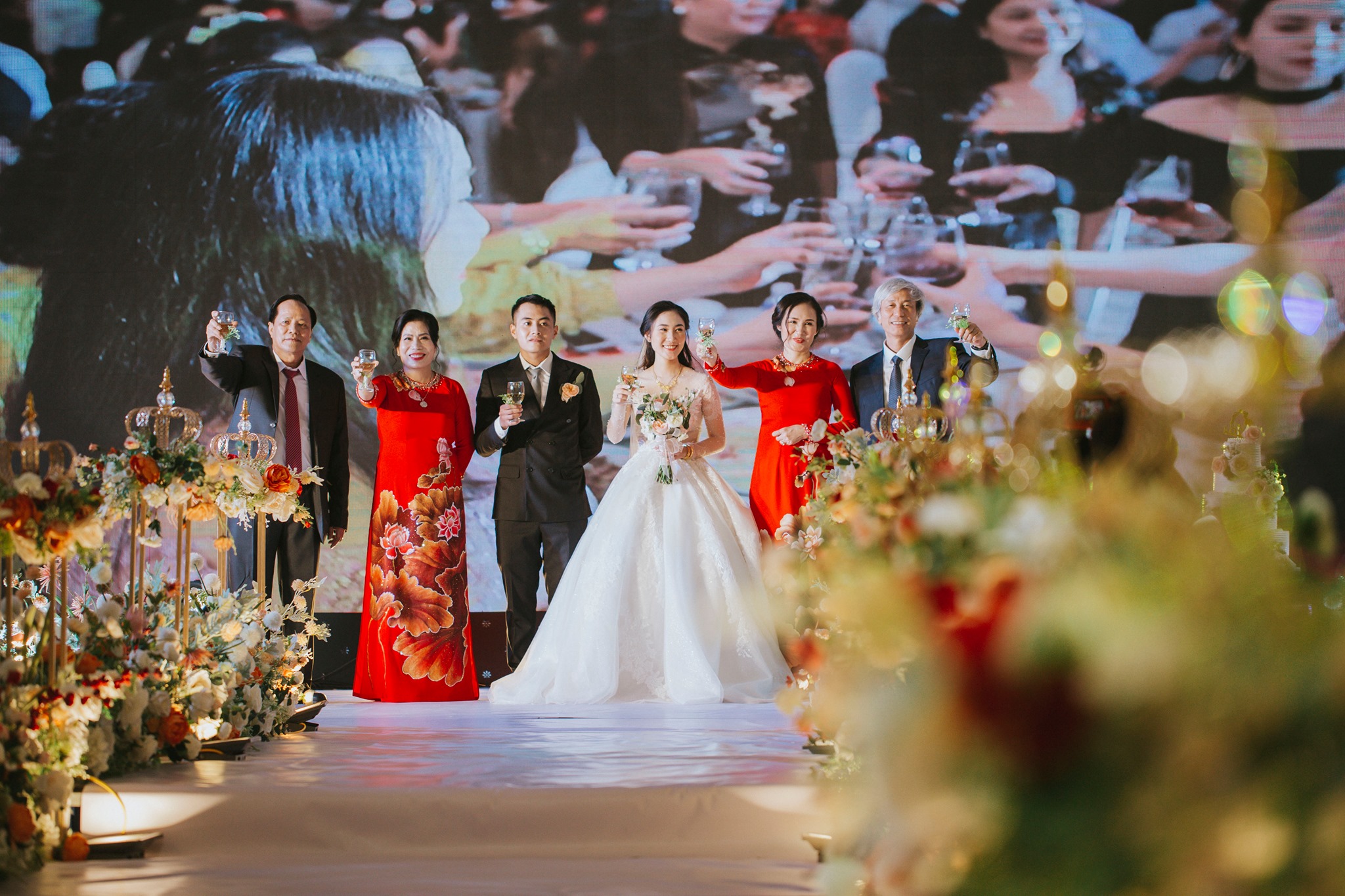 TONY WEDDING - Dịch vụ quay phim chụp hình phóng sự cưới ở TPHCM ấn tượng